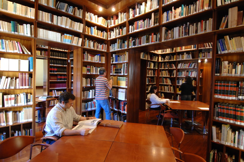 Biblioteca José Leite